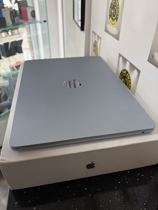 Macbook Air 13’ *Tic Tac Amanet*