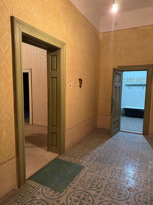 Conac pe Drumul Vinului-Păulis