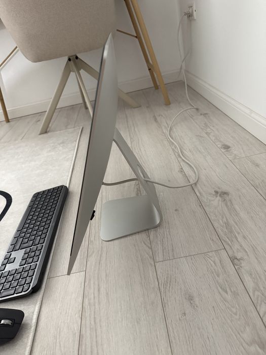 iMac late 21.5 inch 2015