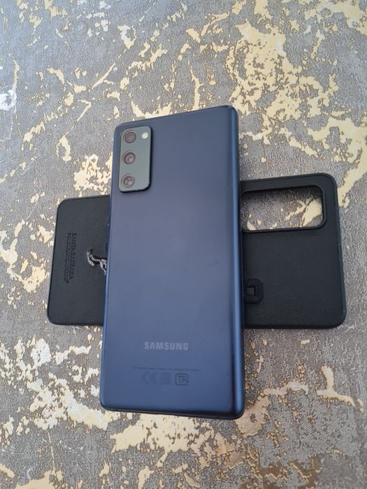 Samsung S20fe  6+6/128gb память