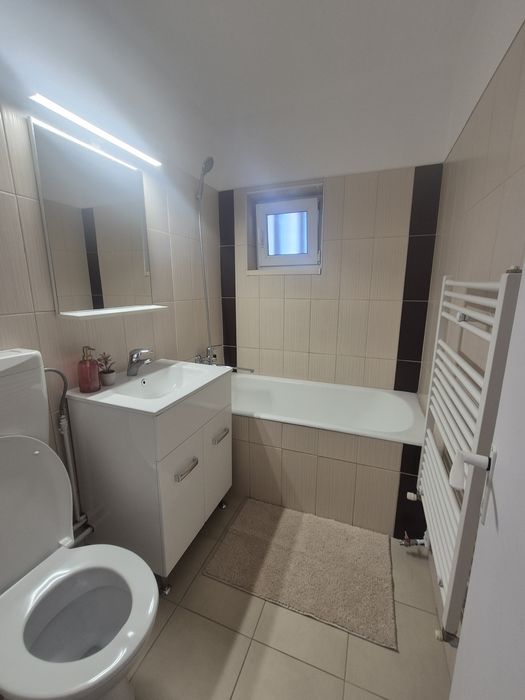 Închiriez apartament 2 camere
