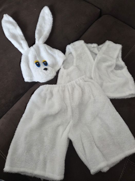 Продам детские костюмы