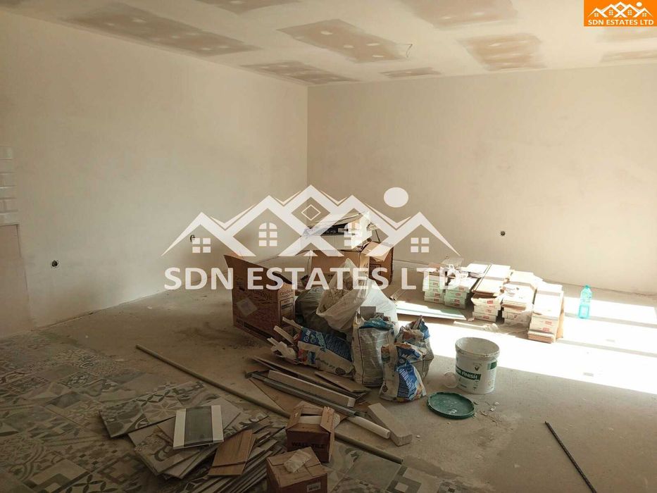 Продава се Тристаен апартамент в Казанлък - 94 кв.м за 2062 €/кв.м - Снимка #7