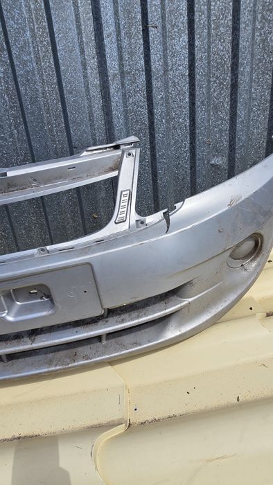 Бампер на Лада Гранта