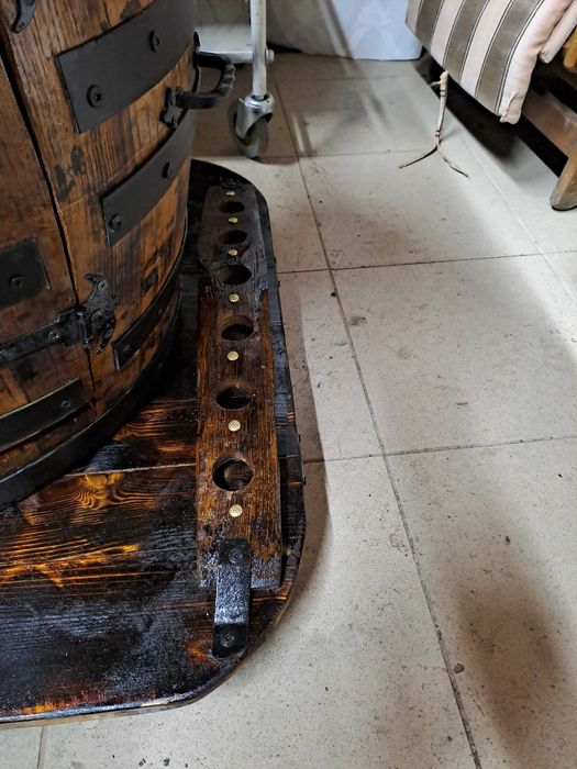 Продавам бар-бъчва