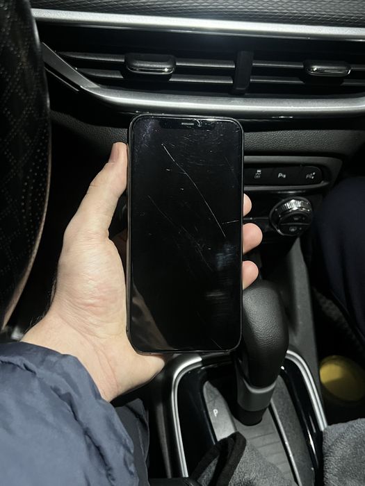 Iphone 11 pro 64gb sotiladi