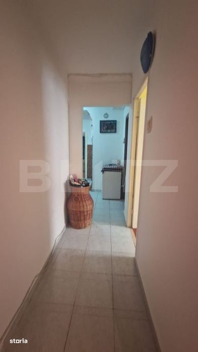 Apartament cu 3 camere Astra, etaj 1, beci, decomandat