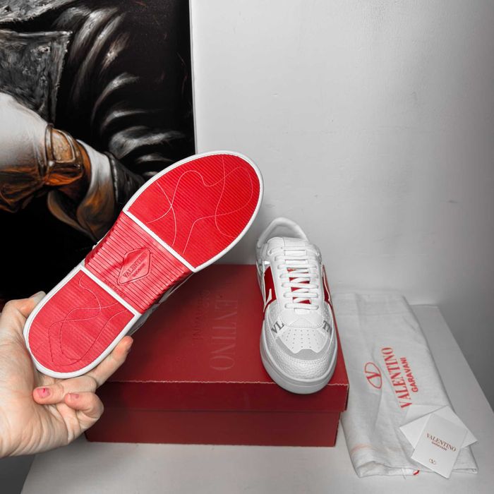 Valentino Low Top RED 40 la 45 Livrare cu Verificare