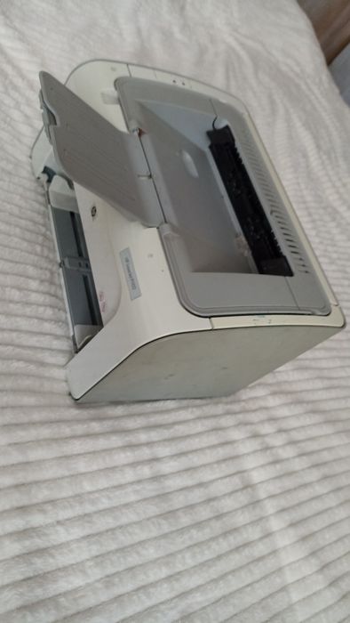 Чёрно белый принтер HP laserjet P1102