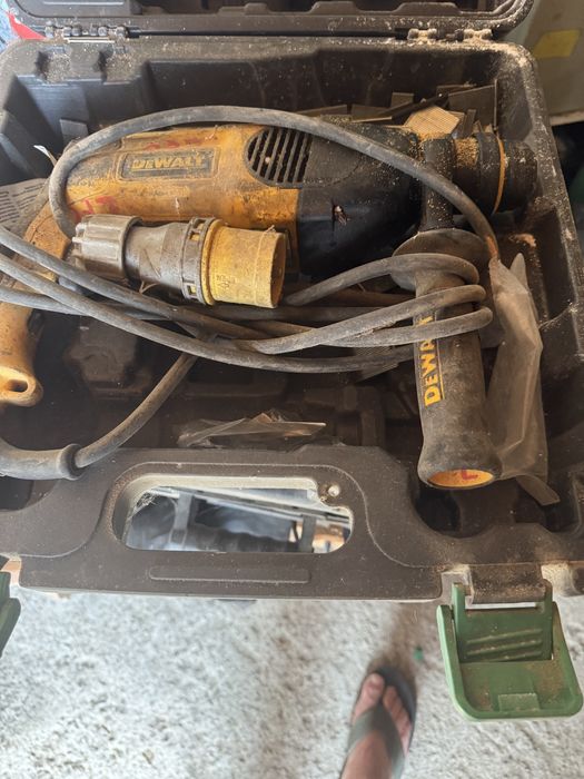 Dewalt bormasina electrica la 110 V