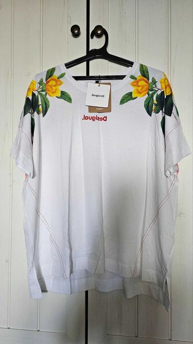 Нова дамска тениска Desigual