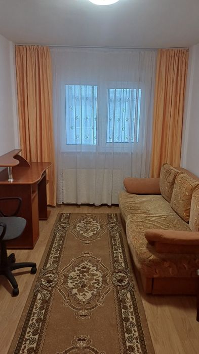 Inchiriere apartament 3 camere Racadau