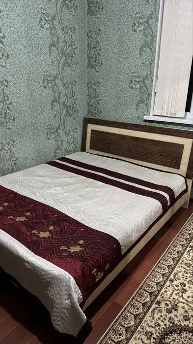 Продам спальный гарнитур