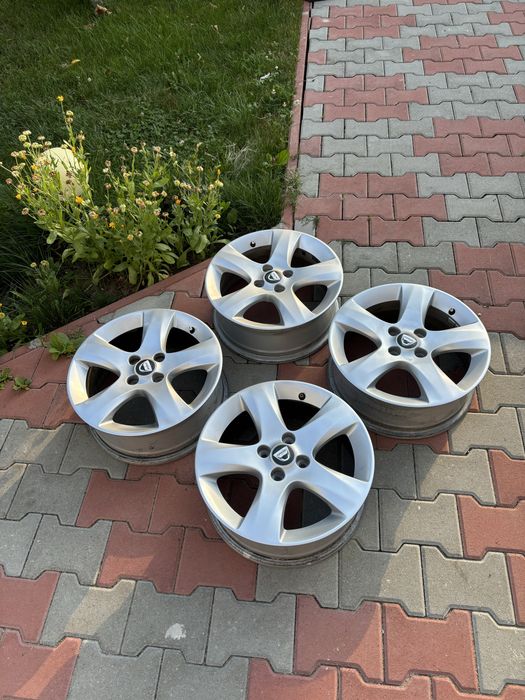 Jante 4x100 Argintiu R16 Dacia  Logan Jogger MCV Sandero Dokker Lodgy Stapway 16 Renault Aliaj Megane Sport