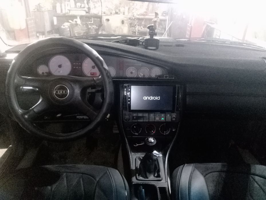 Продам Ауди 100 С4