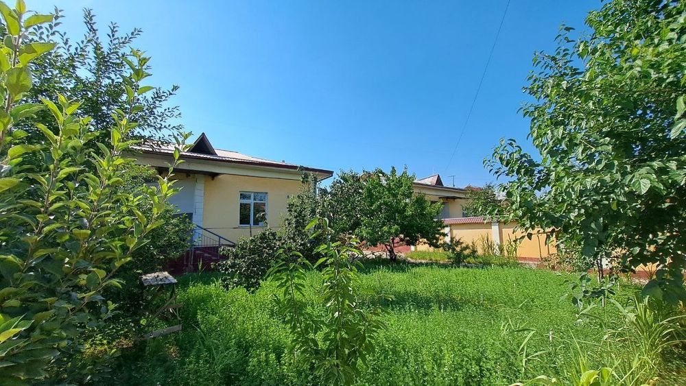 Срочно! Янги Узбекистан дом 4-комнат, 6-соток, ровный участок.