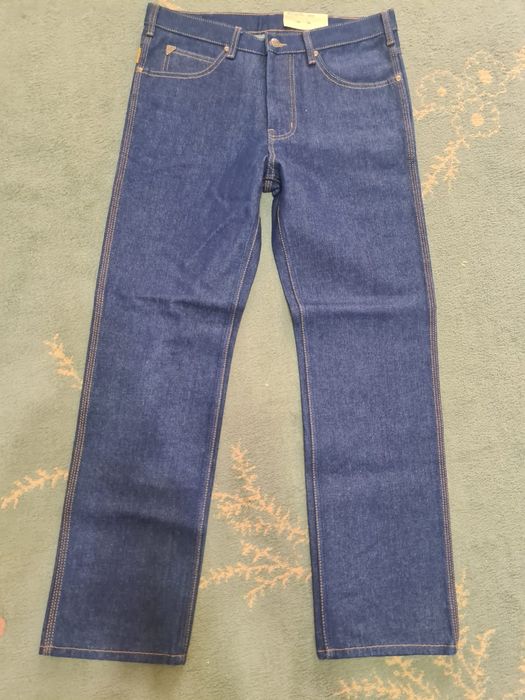 Продается джинсовые брюки