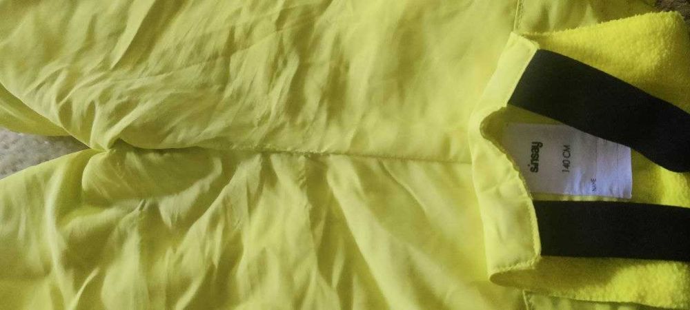 Casca ski Julbo + pantaloni de ski (10a)+ 3 pantaloni /2bluze