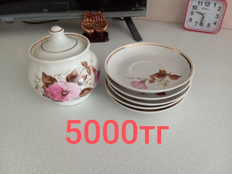 Продам наборы чайников
