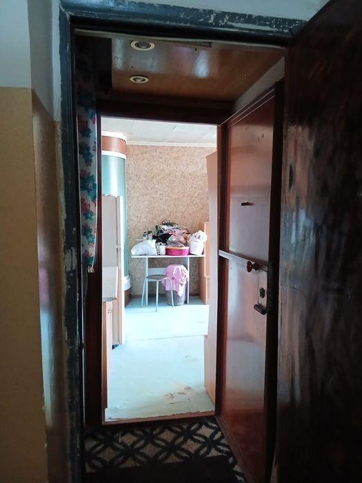 Срочно продам квартиру в обжетии