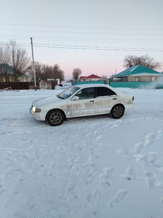 Продам Ниссан сани