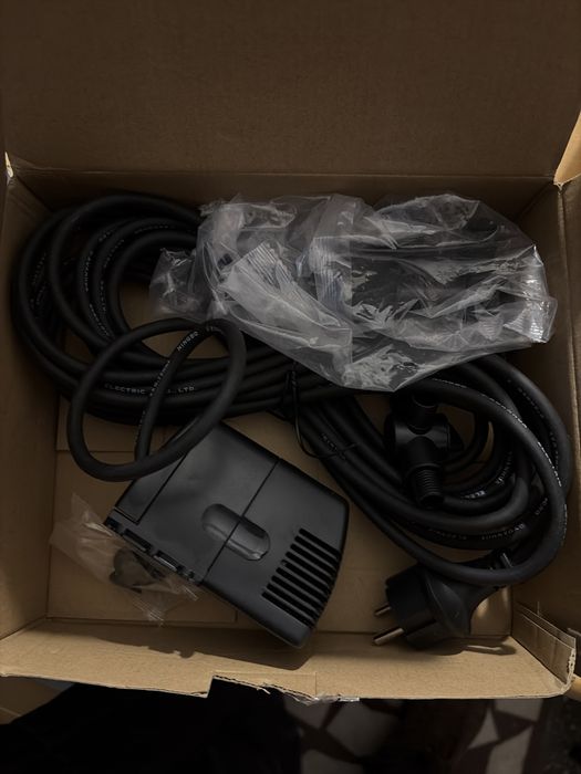 Pompa fantana arteziana