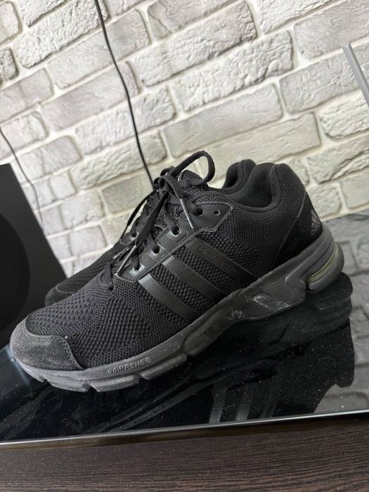 Оригинальные кроссовки adidas