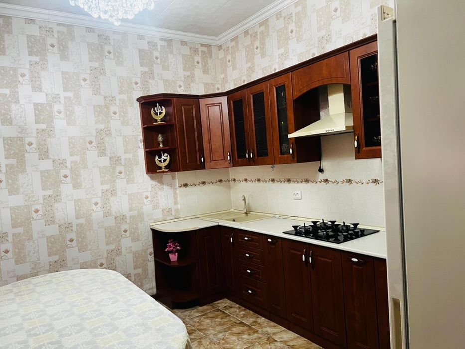 продается кухонный гарнитур