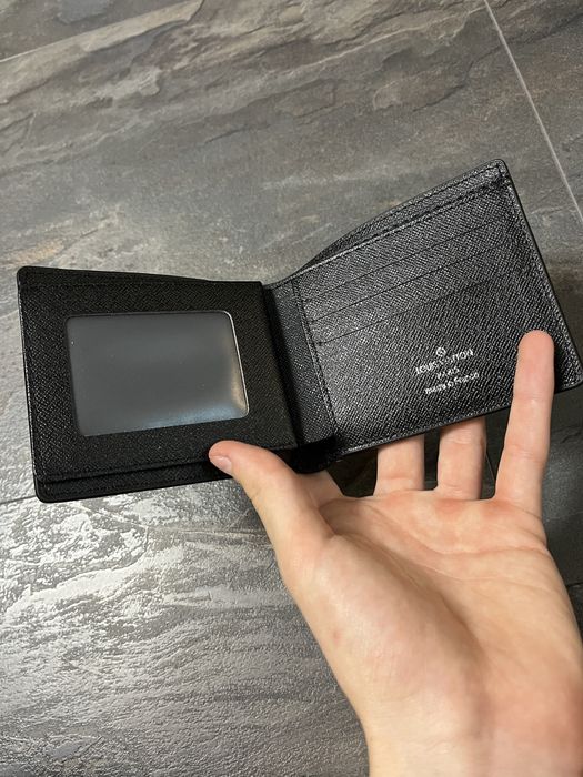 Louis Vuitton портфейл