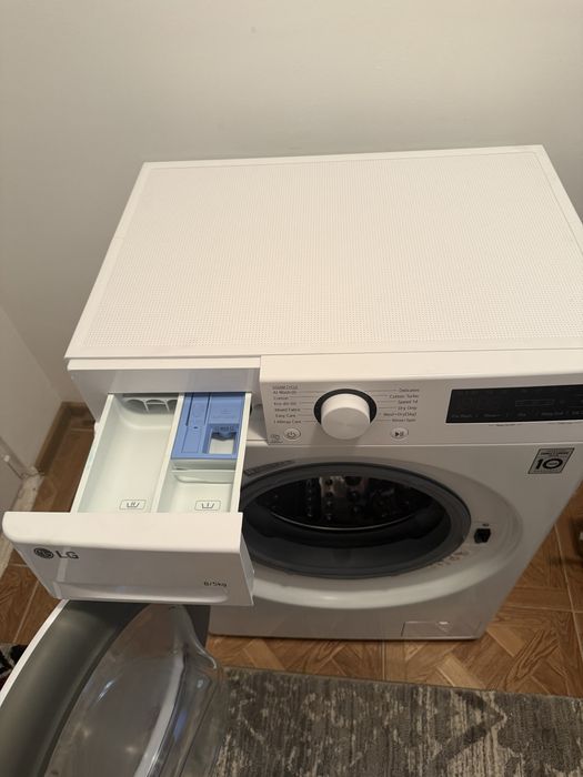 Masina de spalat+uscator LG F2DR508SWW