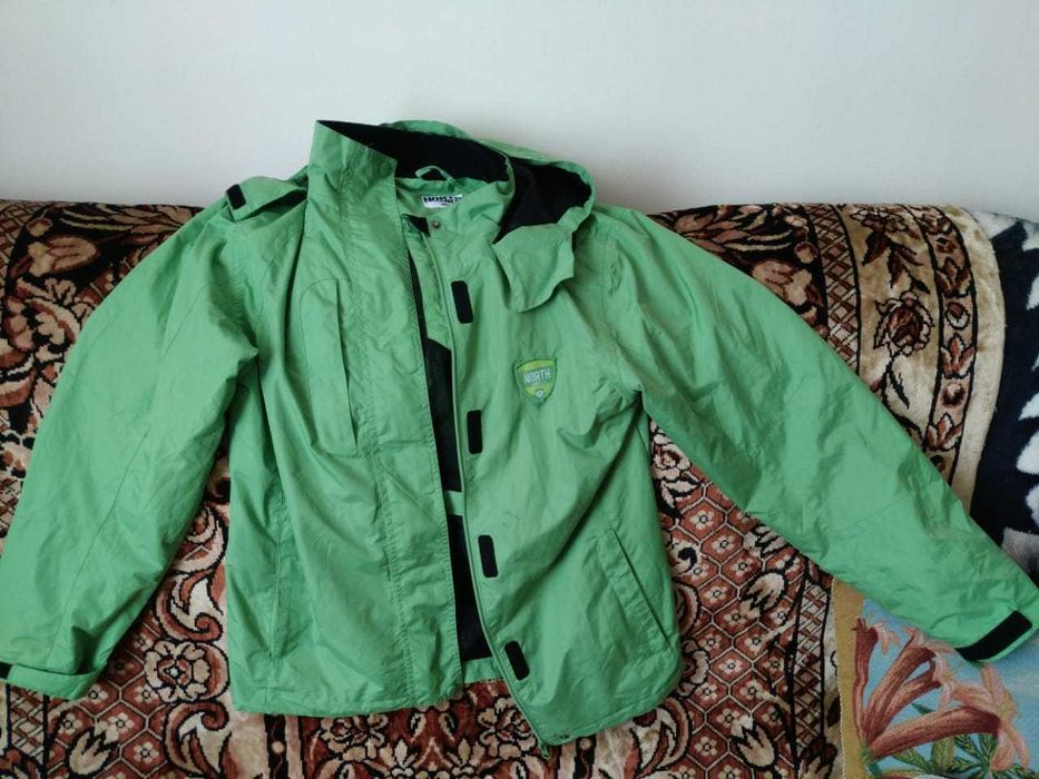 Куртка горнолыжная