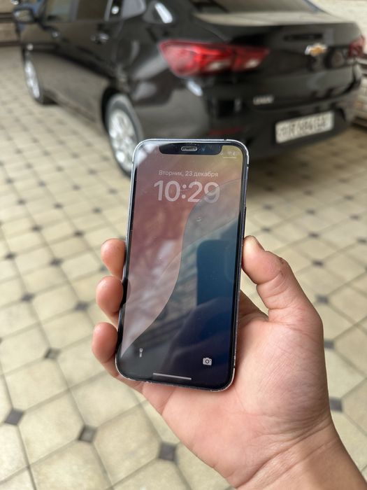 Xolati zor telefondi aybi yoq hamma joyi ozniki ochilmagan