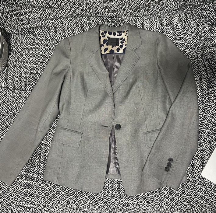 Пиджак легкий приталенный женский,