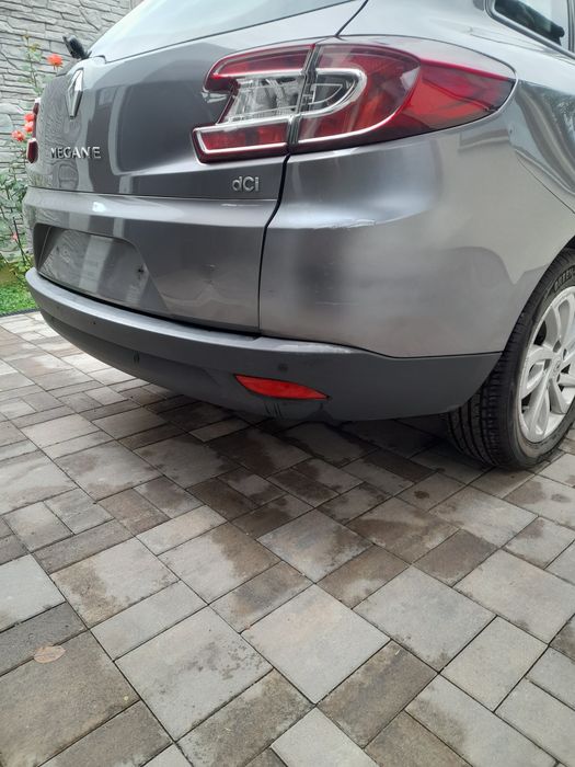 Bara Spoiler Fusta Spate Completa Renault Megane 3 Breack Grandtour