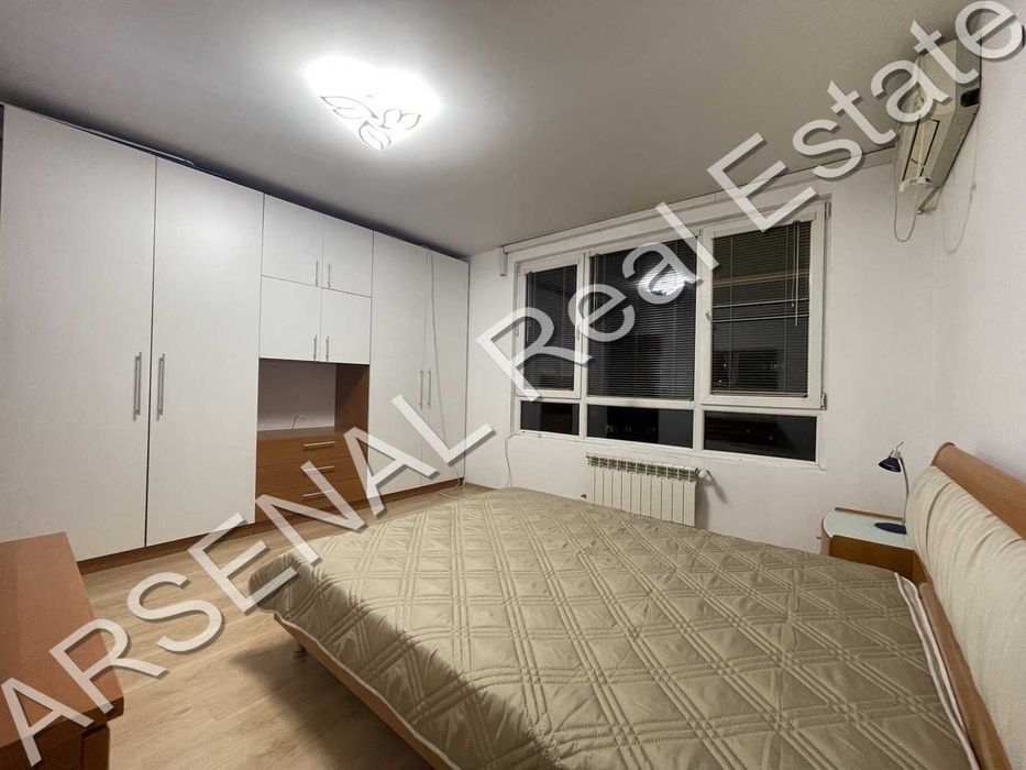 Дава се под наем Тристаен апартамент в София, Стрелбище - 134 кв.м за 700 € - Снимка #5
