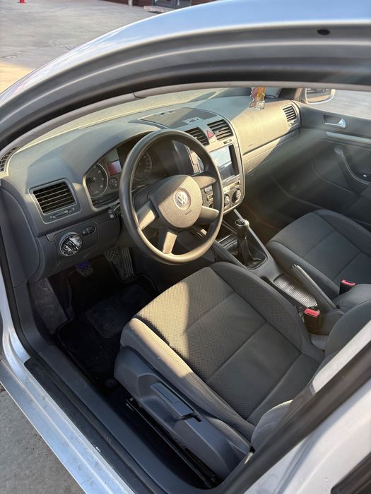 VOLKSWAGEN Golf 2004 — imagine 5