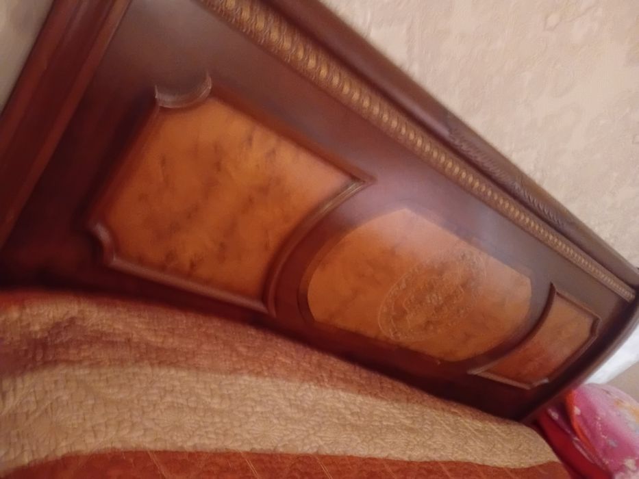 Кроват улкен таза ағаш
