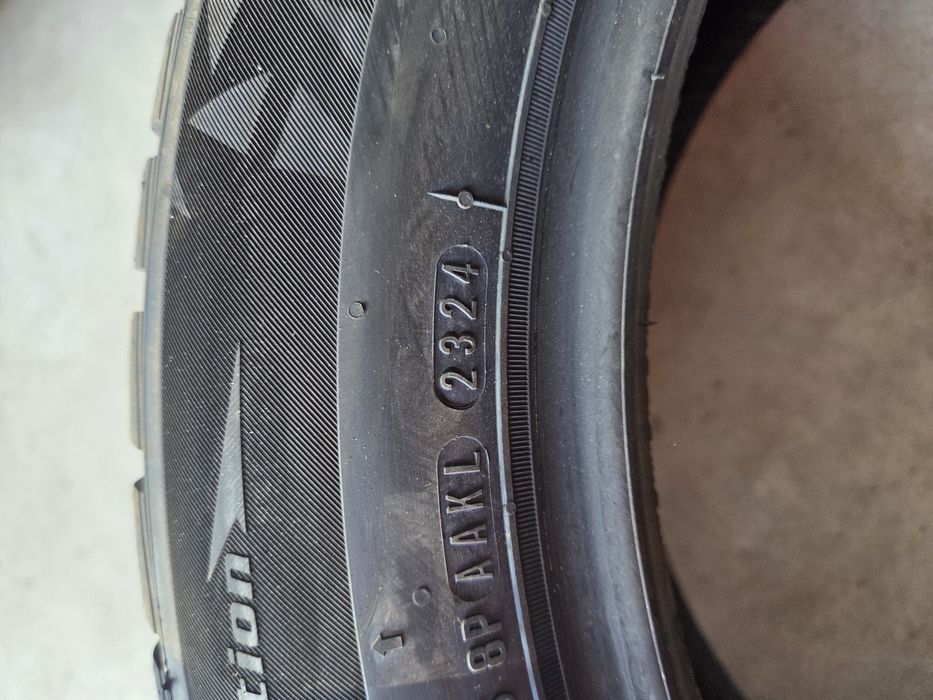 Set 4 Anvelope noi iarna Nexen 235/55/18 dot 2024