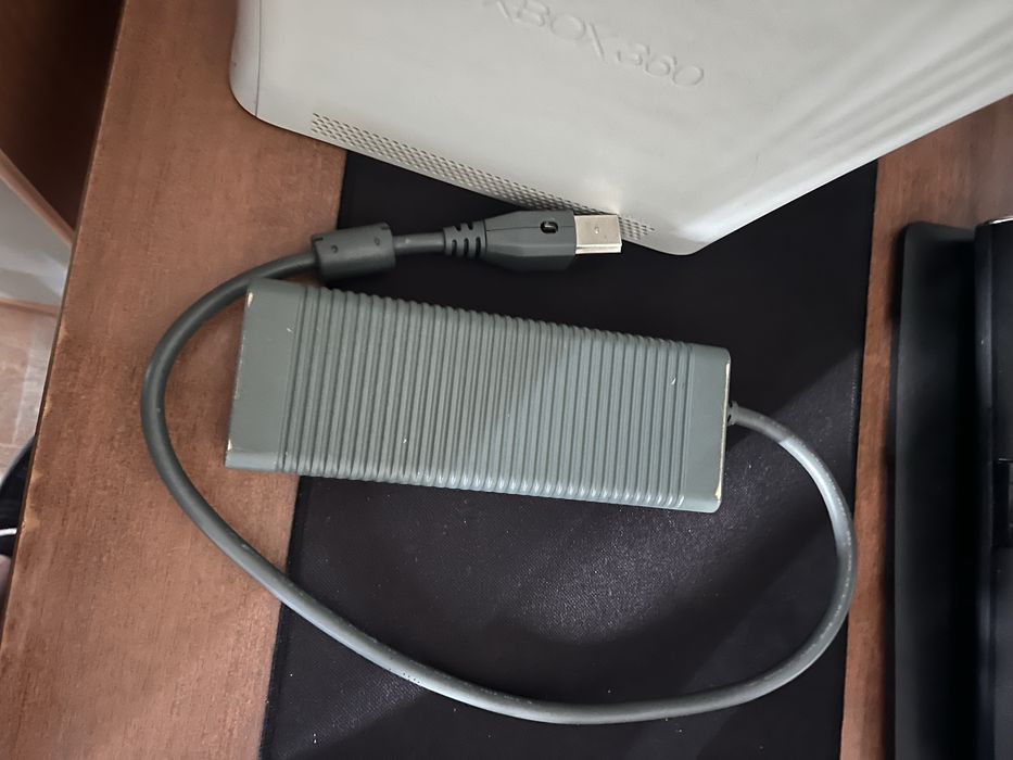 Xbox 360 прошитый RGH Aurora