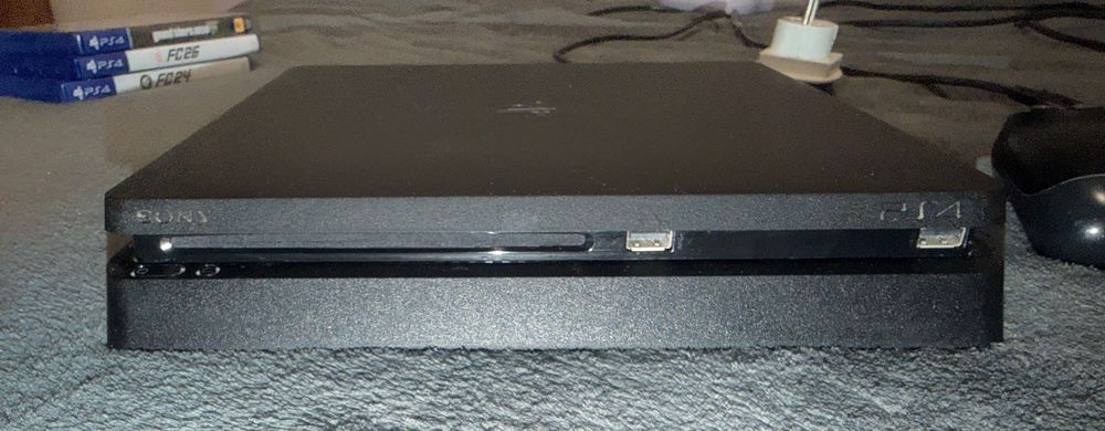 Vǎnd Ps4 Slim 500gb