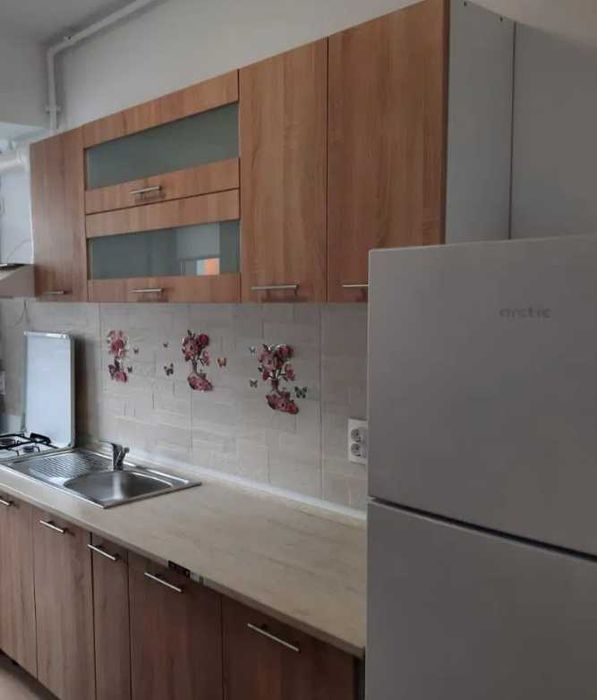 Дава се под наем Едностаен апартамент в Пловдив, Гагарин - 40 кв.м за 193.8 € - Снимка #2