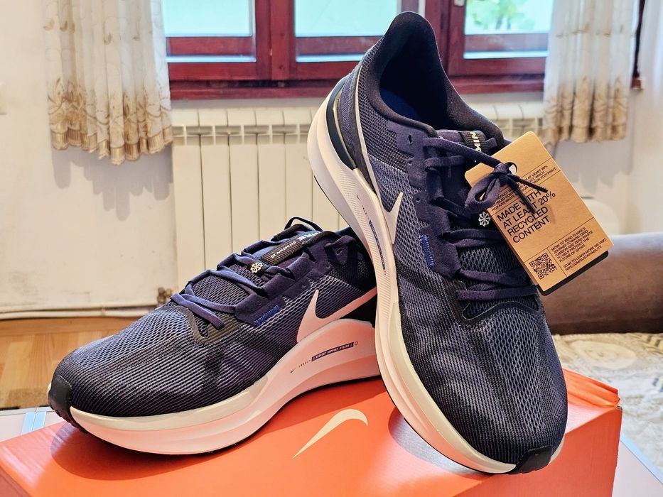 Чисто нови !  Мъжки маратонки Nike Air Zoom Structure 25 – Номер 49.5 !