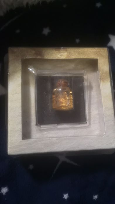 Ulei cu foițe de aur