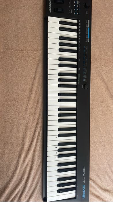 Медиа клавиатура (piano)