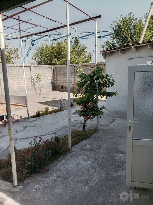 Уй сотилади ховли