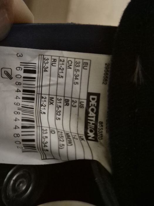 Clăpari copii aproape noi