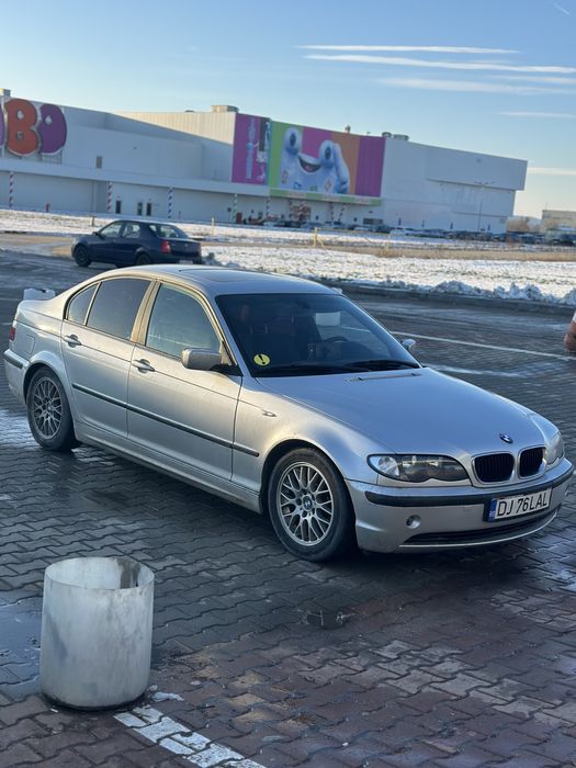 dezmembrez bmw e46 318i 2.0 benzina