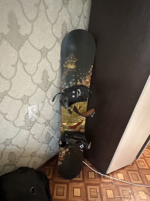 Продаю сноудборд