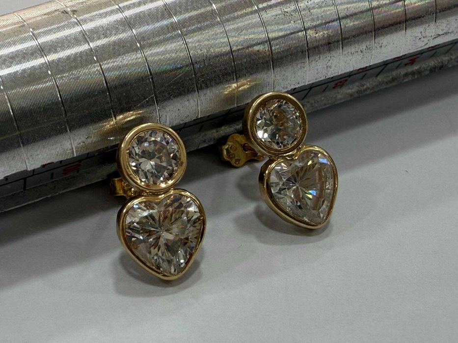 Златни дамски обеци с камъни - 3.00гр 14к