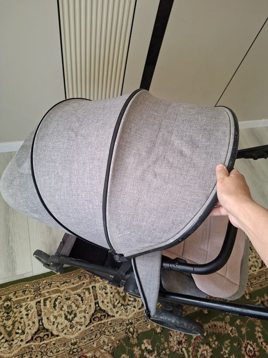 Коляска отличным состоянием